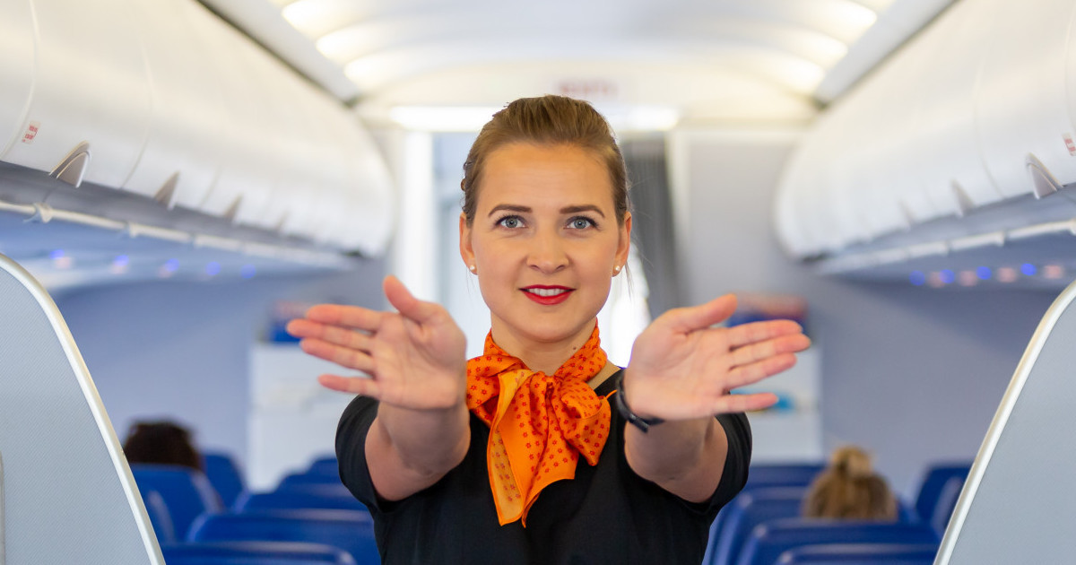 SmartLynx Cabin Crew Instructor Training Courses | SmartLynx Airlines