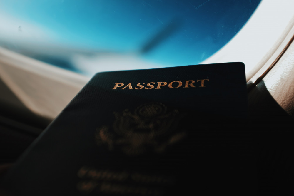Паспорт, виза, идентификационная карта
